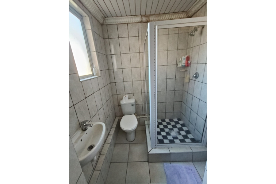 To Let 3 Bedroom Property for Rent in Cambridge Eastern Cape